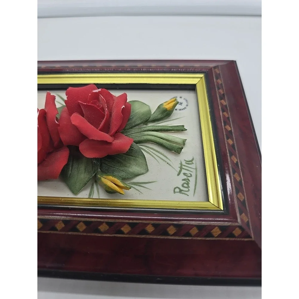 Vintage Framed Rosetta Capodimonte‎ Red Rose - Made in Italy 5 x 7 Frame